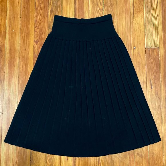 VINTAGE AMANDA SMITH || PLEATED SKIRT - Picture 4 of 4